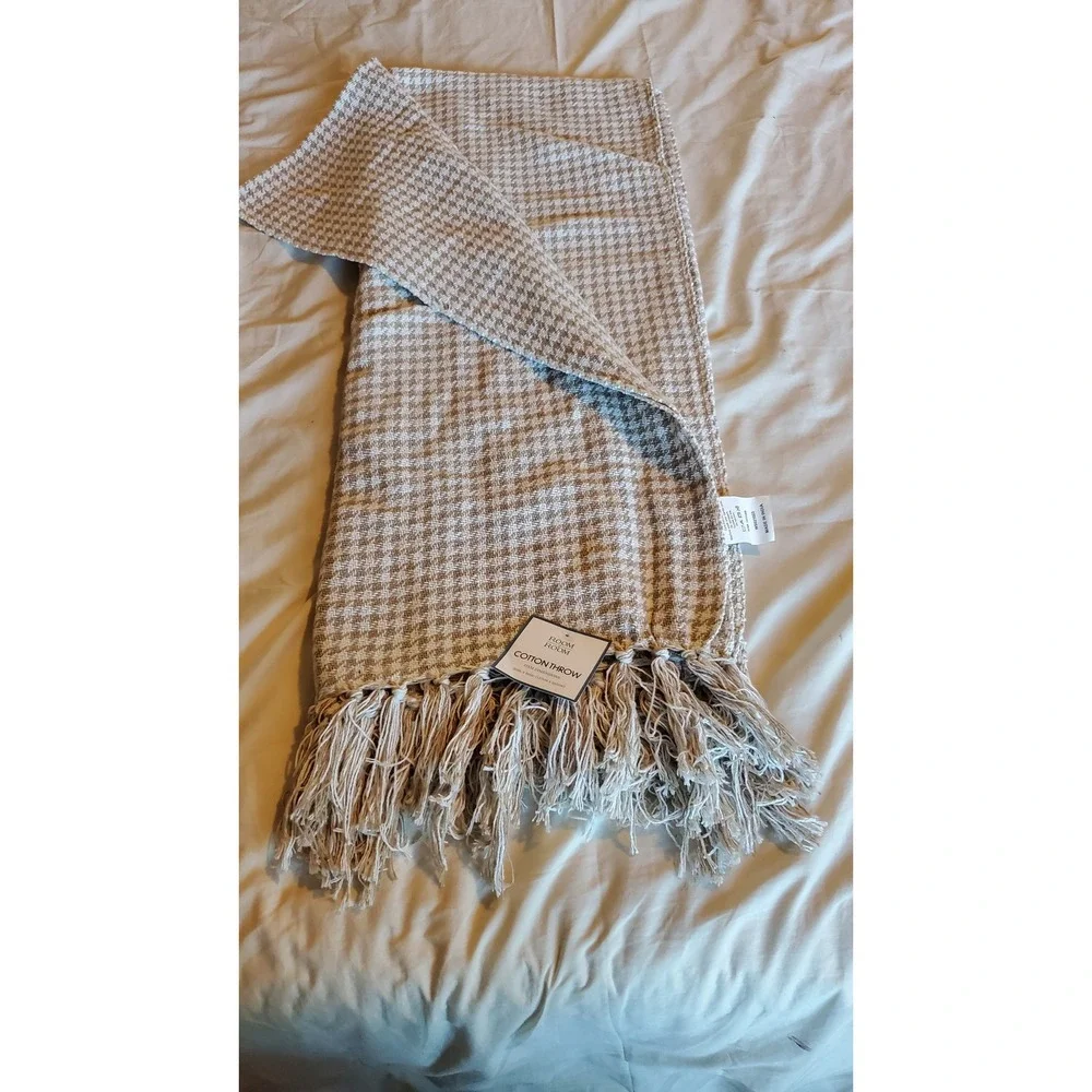 Room 2 Room Cotton Throw Blanket Beige Houndstooth Fringe 50x60 NEW